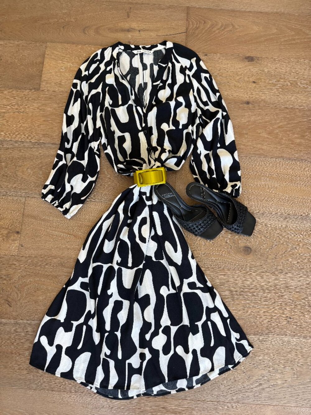 Zara Black & White Abstract Graphic Print Midi Shirt Dress Size S - DRESS ONLY